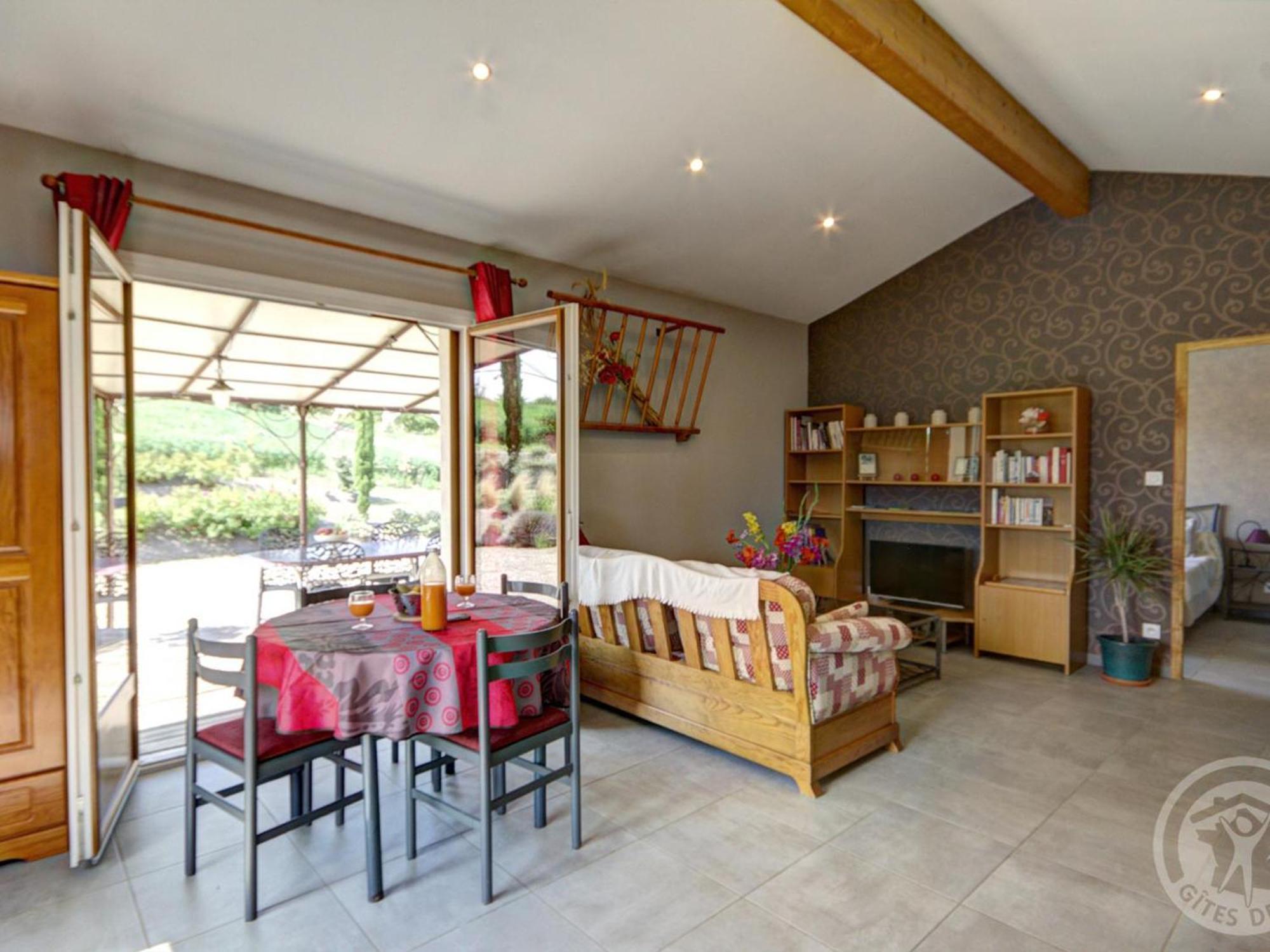 Gite Tout Equipe Avec Terrasse, Jardin Et Prestations De Qualite Pres De Genilac - Fr-1-496-114 Exterior foto